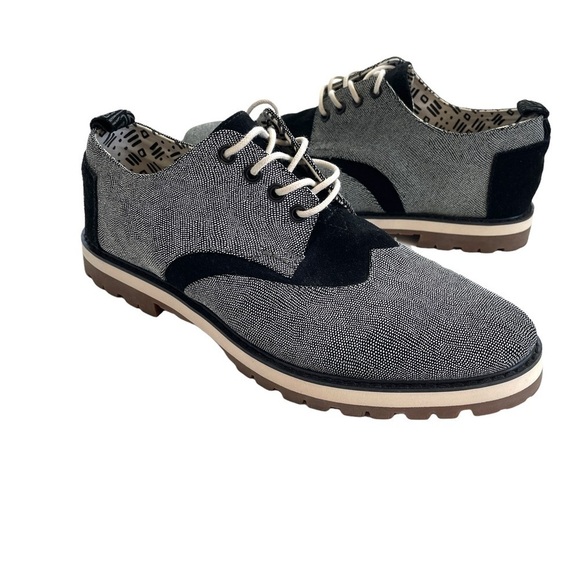 TOMS Brogue Vibram Sole Oxford Lace Up Dress Shoes Caviar Leather 9 main image 6